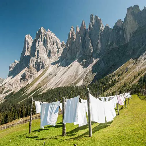 How Long Does It Take Clothes to Air Dry in Cold Weather