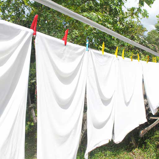 How to Dry White Clothes