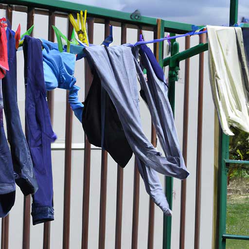 How to Quickly Dry Clothes Without Dryer 